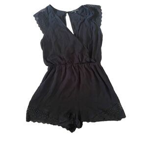 Kendall And Kylie Floral Romper Casual Summer Everyday Preppy Lightweight